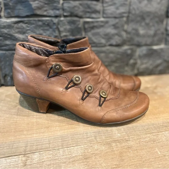 Beautiful Remonte Leather Ankle Boots - Picture 2 of 6